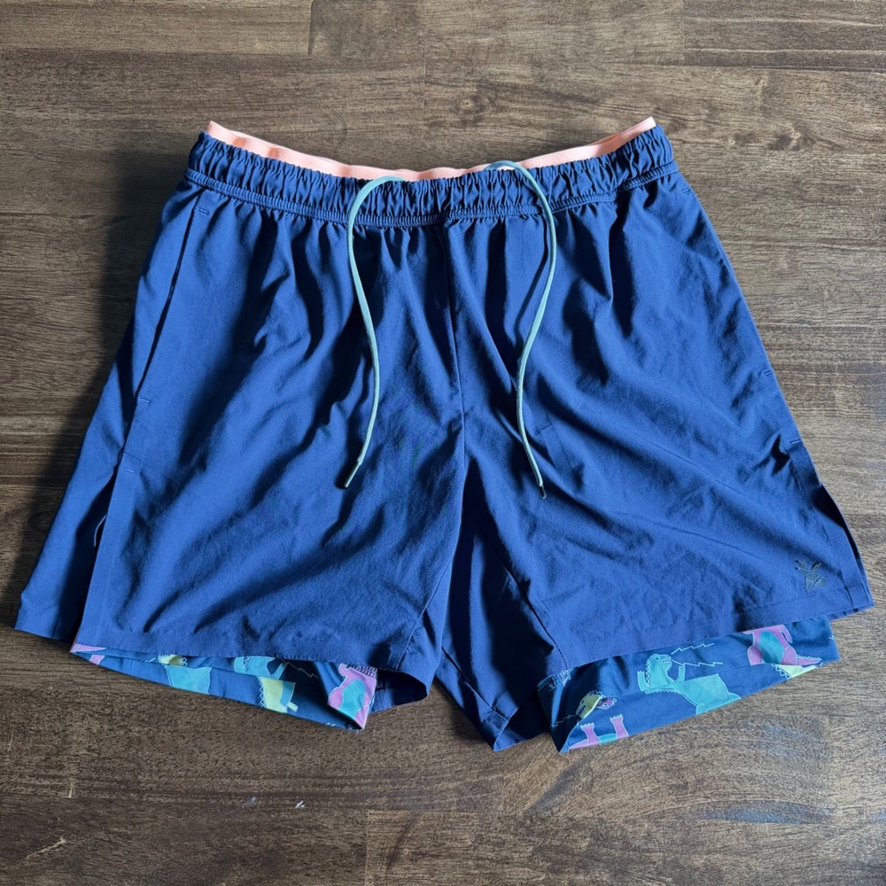 Chubbies Mens Ultimate Training Shorts Navy Blue Dinosaur Liner 5.5 Inseam M